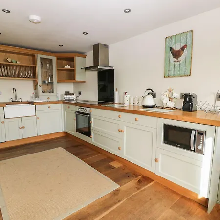 Coopers Barn * Egton